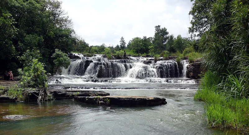 Karfiguéla waterfalls